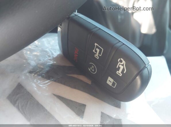 3C6MRVXG3SE539186 2025 RAM PROMASTER 3500 Белый Вид панели приборов