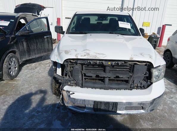 3C6RR7KT2LG130947 2020 RAM 1500 CLASSIC White Vista del cuadro de instrumentos