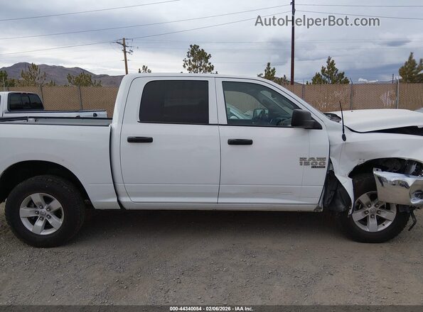 3C6RR7LG1NG330819 2022 RAM 1500 CLASSIC White Vista interior trasera