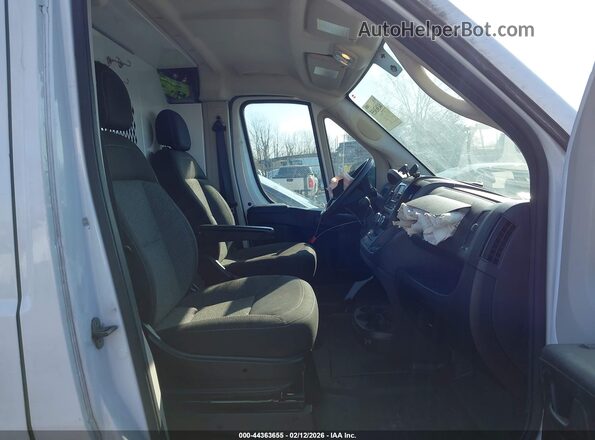 3C6TRVBG5LE123662 2020 RAM PROMASTER 1500 Белый Вид салона спереди