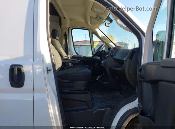 3C6TRVCG4LE109508 2020 RAM PROMASTER 2500 White Widok wnętrza z przodu