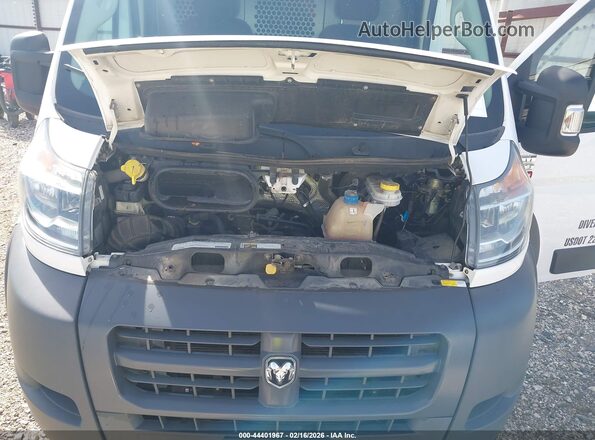 3C6TRVCG5JE118036 2018 RAM PROMASTER 2500 Белый Вид сзади