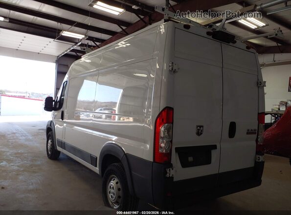 3C6TRVCG5JE118036 2018 RAM PROMASTER 2500 Белый Задняя левая четверть
