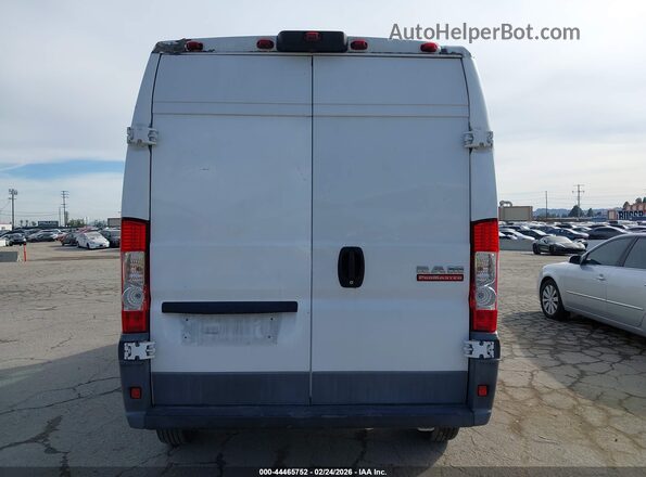 3C6TRVCG6JE143639 2018 RAM PROMASTER 2500 White 