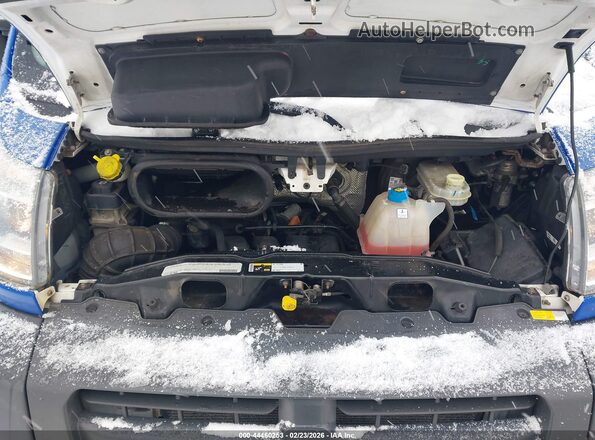 3C6TRVDG1JE145779 2018 RAM PROMASTER 2500 Белый Вид сзади