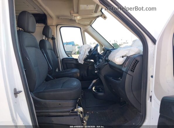 3C6TRVNG8GE100457 2016 RAM PROMASTER 1500 White Vista interior delantera
