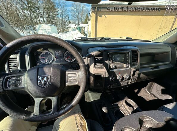 3C6UR5CL6GG133286 2016 RAM 2500 Gray Widok tylnych siedzeń