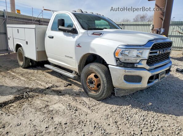 3C7WRTAL8KG553149 2019 RAM 3500 White Front right