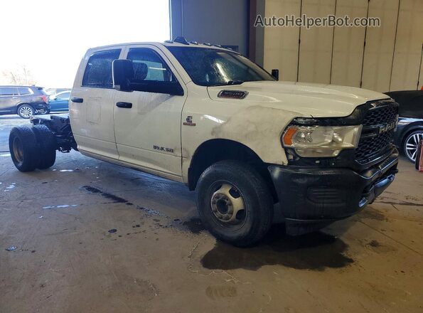3C7WRTCL3NG265072 2022 RAM 3500 White Vista frontal