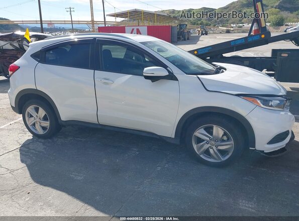 3CZRU5H57KM728482 2019 HONDA HR-V White 