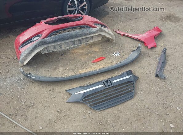 3CZRU5H73HM712435 2017 HONDA HR-V Red Instrument cluster view