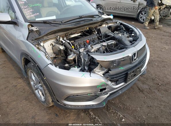 3CZRU6H36NM768626 2022 HONDA HR-V Серебряный Вид спереди