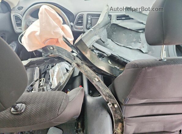 3CZRU6H37GM727005 2016 HONDA HR-V Green Dashboard view