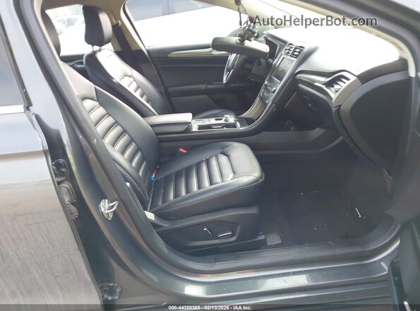 3FA6P0CD2LR124558 2020 FORD FUSION Gray Front interior view