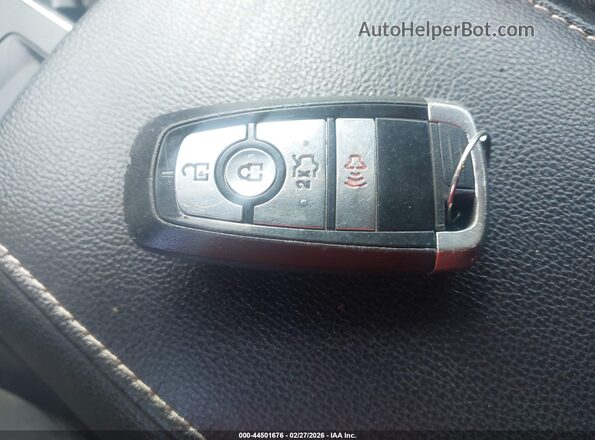 3FA6P0H72JR190012 2018 FORD FUSION Серебряный Вид панели приборов