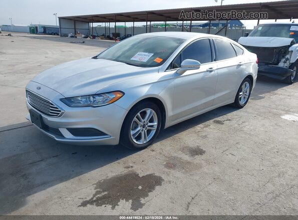 3FA6P0H79JR125903 2018 FORD FUSION Silver Передня ліва чверть