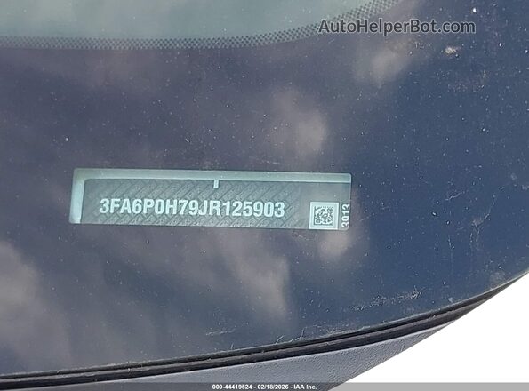 3FA6P0H79JR125903 2018 FORD FUSION Silver 