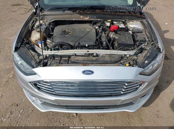 3FA6P0HD4HR140986 2017 FORD FUSION Silver Հետևի տեսք