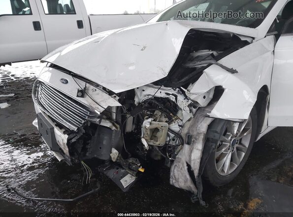 3FA6P0HD7HR242878 2017 FORD FUSION Белый Вид спереди