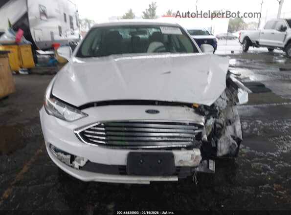 3FA6P0HD7HR242878 2017 FORD FUSION Белый Вид щитка приборов