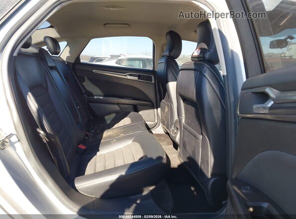 3FA6P0LU6HR254611 2017 FORD FUSION HYBRID Silver 