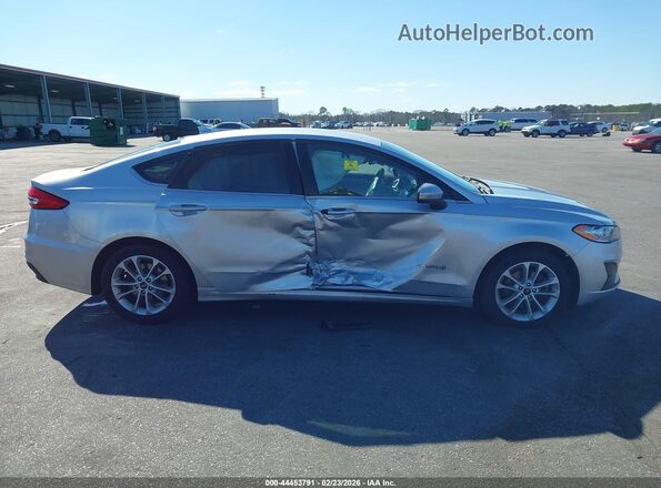 3FA6P0LU7KR205506 2019 FORD FUSION HYBRID Silver უკანა სალონის ხედი