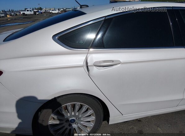 3FA6P0LU9GR116012 2016 FORD FUSION HYBRID White Front view