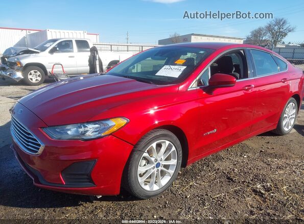3FA6P0LUXKR263061 2019 FORD FUSION HYBRID Бордовый Вид спереди