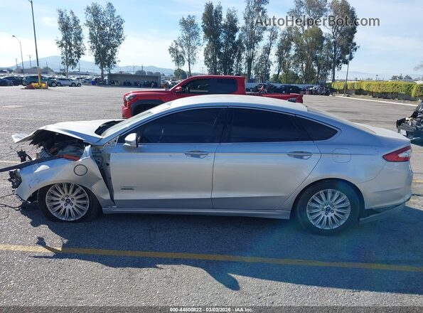 3FA6P0PU0GR304833 2016 FORD FUSION ENERGI Серебряный 