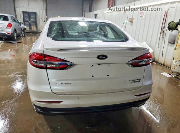 3FA6P0RU4KR119366 2019 FORD FUSION White 
