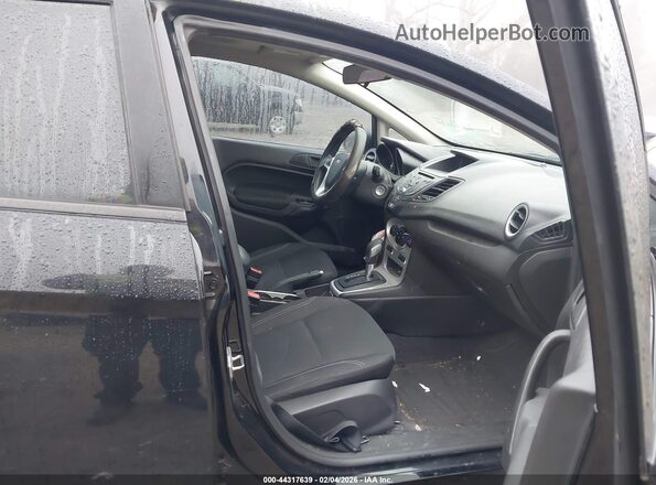 3FADP4BJ1JM103670 2018 FORD FIESTA Black Front interior view