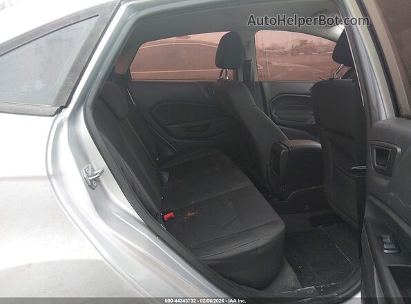 3FADP4BJ2JM111311 2018 FORD FIESTA Silver 
