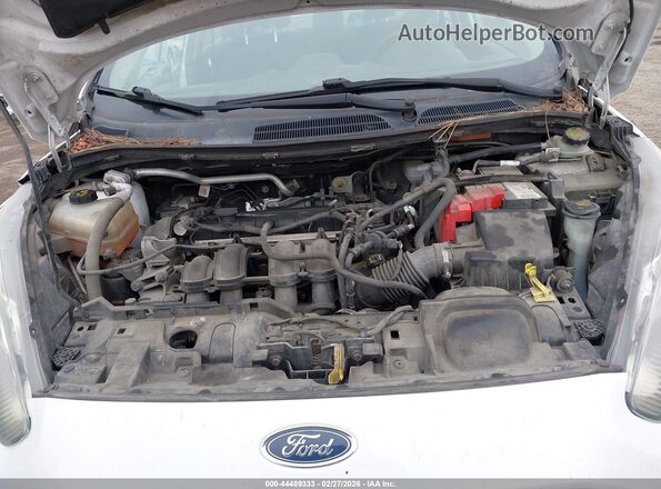 3FADP4BJ8GM141826 2016 FORD FIESTA Белый Вид сзади