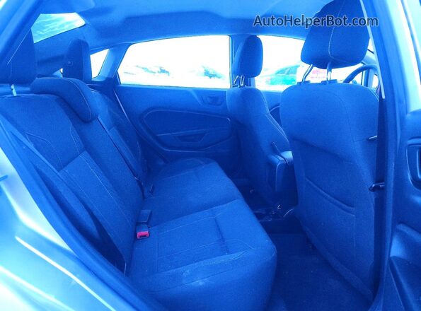 3FADP4BJ8JM115962 2018 FORD FIESTA Silver 