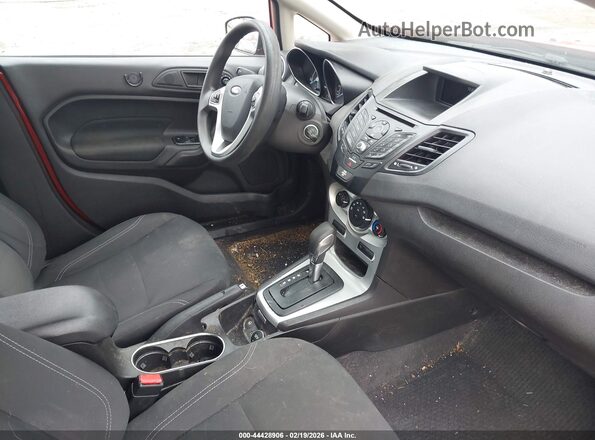 3FADP4EJ1JM128662 2018 FORD FIESTA Red წინა სალონის ხედი
