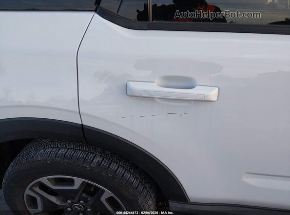3FMCR9C68MRA60696 2021 FORD BRONCO SPORT White 