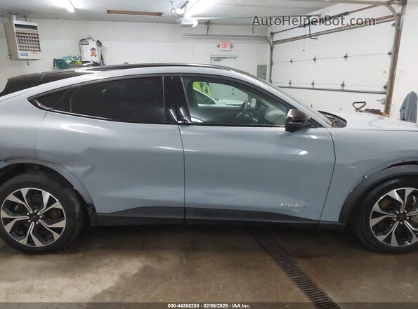 3FMTK1S57RMA43472 2024 FORD MUSTANG MACH-E Gray Widok wnętrza 360 stopni