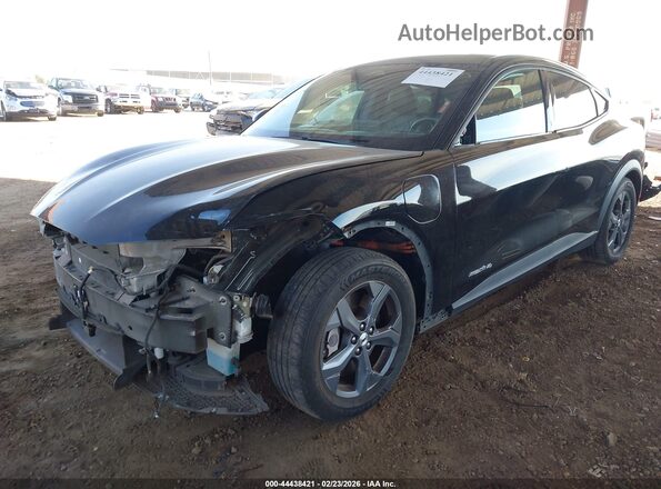 3FMTK1SS2MMA41630 2021 FORD MUSTANG MACH-E Черный Передняя левая четверть