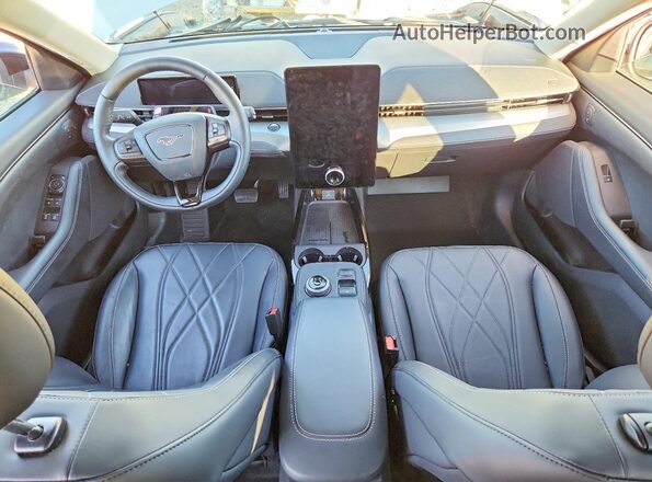 3FMTK2R79NMA13509 2022 FORD MUSTANG White Widok deski rozdzielczej