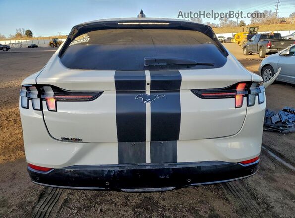 3FMTK3S5XRMA18741 2024 FORD MUSTANG MACH-E PREMI White 
