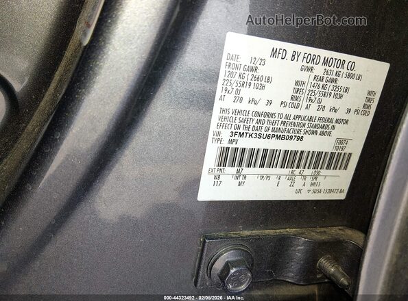 3FMTK3SU6PMB09798 2023 FORD MUSTANG MACH-E PREMI Gray Widok komory silnika