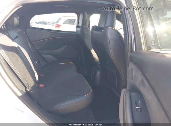 3FMTK4SEXPMA17317 2023 FORD MUSTANG MACH-E White Widok naklejki z numerem VIN