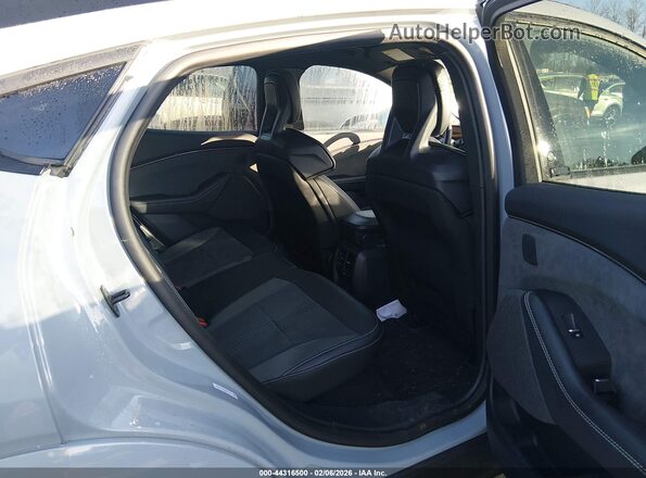 3FMTK4SX0RMA11871 2024 FORD MUSTANG MACH-E Light Blue Вид наклейки з VIN-кодом