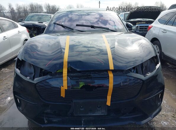 3FMTK4SX7NMA17323 2022 FORD MUSTANG MACH-E Black Vista interior trasera