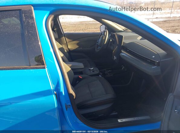 3FMTK4SX9PMA53095 2023 FORD MUSTANG MACH-E Blue Widok wnętrza z przodu