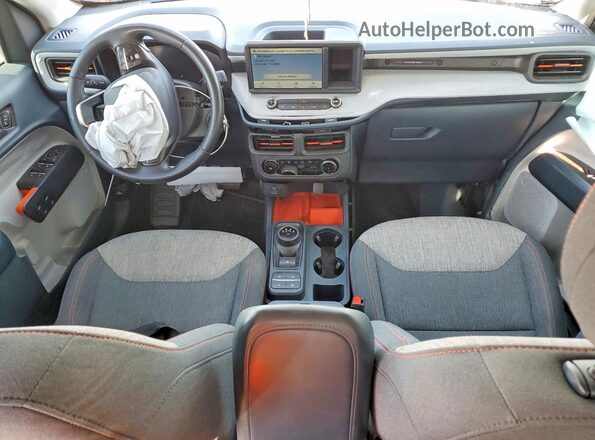 3FTTW8E98PRA24090 2023 FORD MAVERICK Charcoal Vista del salpicadero