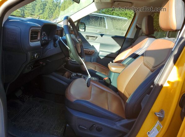 3FTTW8F93PRA64320 2023 FORD MAVERICK Yellow Front interior view