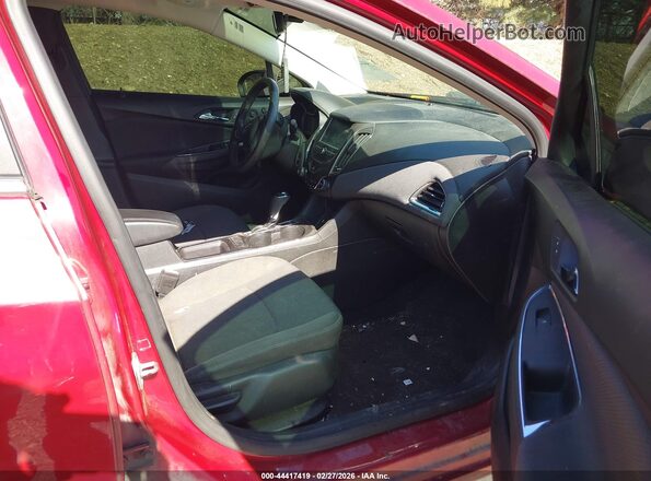3G1BE6SM8HS585498 2017 CHEVROLET CRUZE Red Front interior view