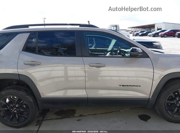 3GKALMEG1TL149960 2026 GMC TERRAIN Cream სალონის 360-გრადუსიანი ხედი