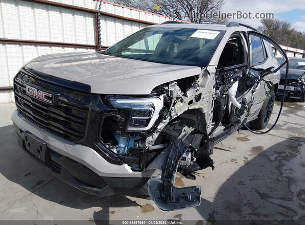 3GKALMEG1TL149960 2026 GMC TERRAIN Cream წინა მარცხენა ხედი სამი მეოთხედიდან